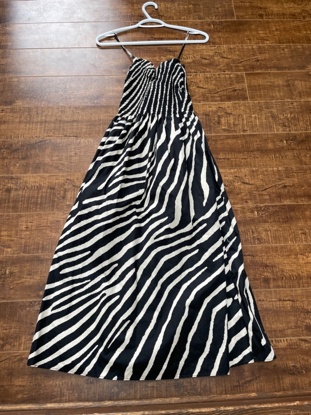 H&M Black & White Smocked Zebra-Print Dress xs